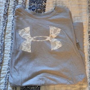 Under armor Light Grey T shirt Athletic